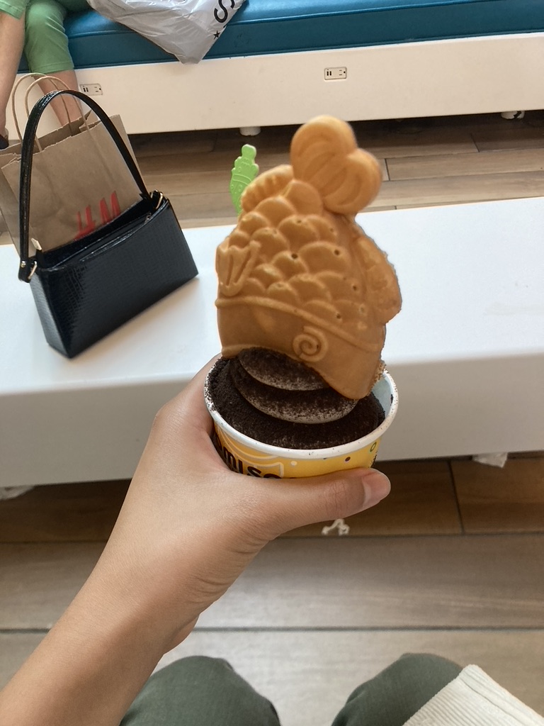 Taiyaki with Ice Cream from Somi Somi